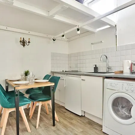 Bed & Breakfast Quartier Le Marais 3 *